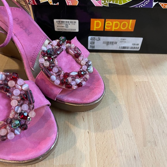 Pepol Ankle Strap Wedges - Barbie! - Picture 3 of 13